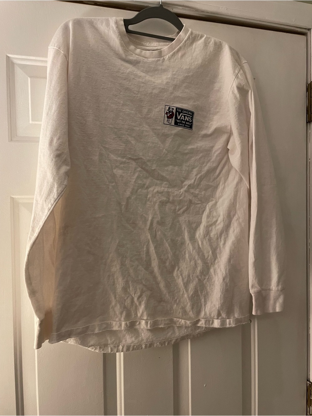 Vans Men’s Classic Fit White Long-Sleeve Logo Tee